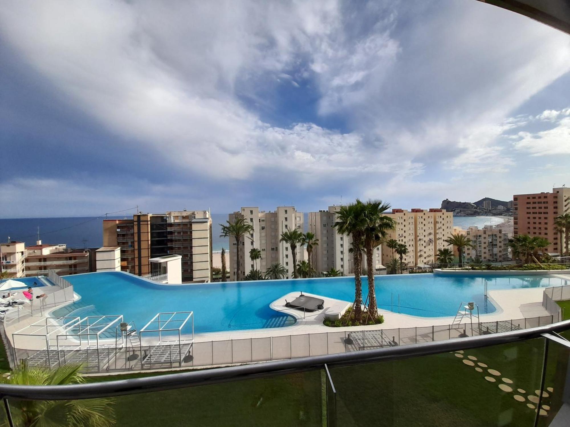 Sunset Cliffs Sea View Apartments 14 Floor Benidorm Esterno foto