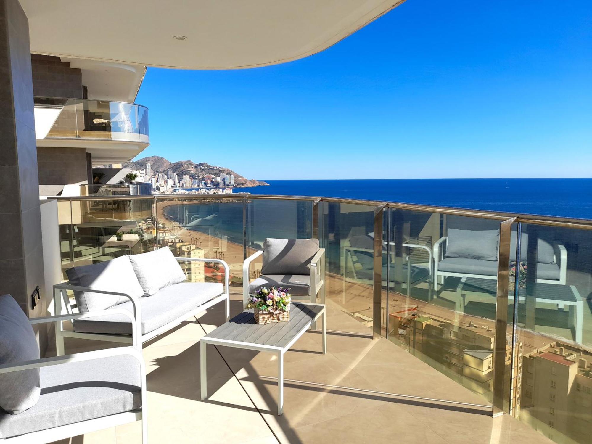 Sunset Cliffs Sea View Apartments 14 Floor Benidorm Esterno foto
