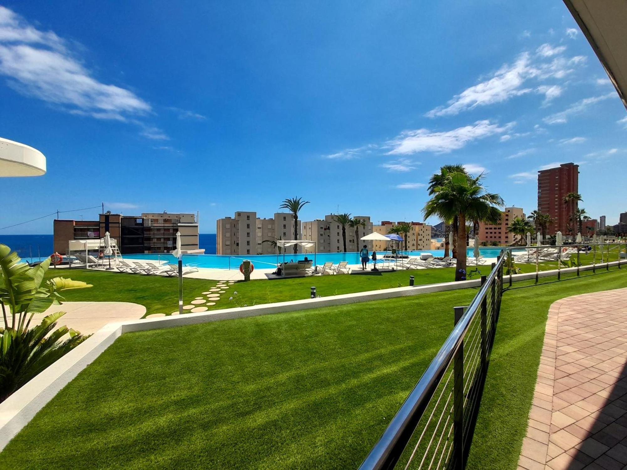 Sunset Cliffs Sea View Apartments 14 Floor Benidorm Esterno foto
